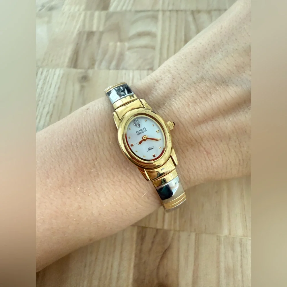 Armitron Diamond ladies oval two tone watch NEW BATTERY